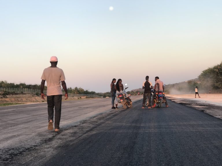 Enkyetid Moun jeremi fas ak Kowonaviris la