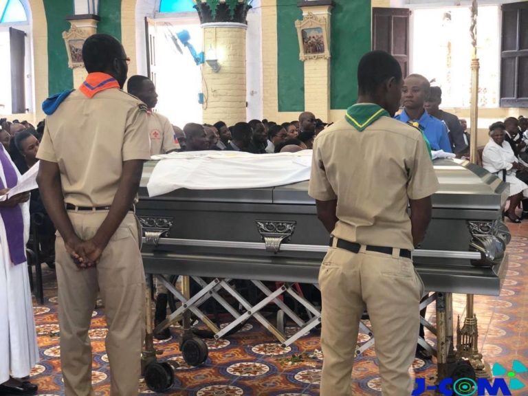 Des funérailles émouvantes au révérend Père Jean Parnel Lundy