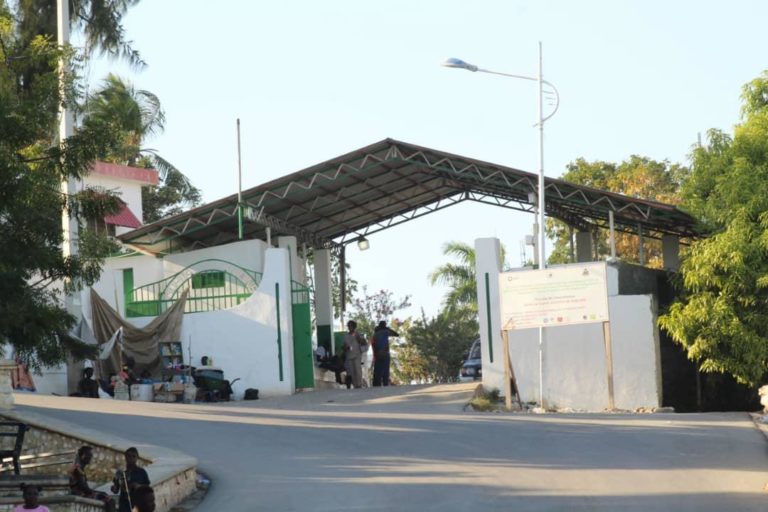 Les autres bébés de Cianise Beauvoir sont morts.