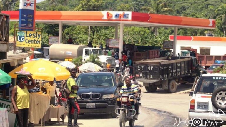 Haïti : Jovenel Moïse confirme la baisse des prix du pétrole sur le marché local