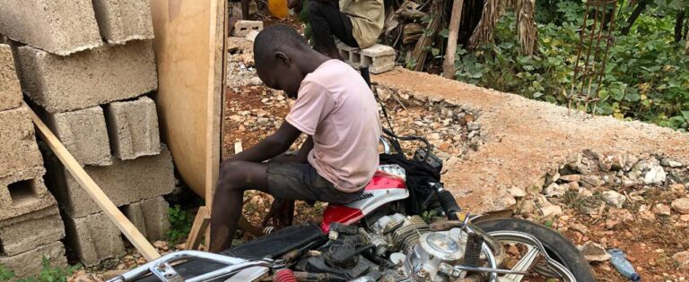 Psychologie : Protégeons les enfants après le passage du séisme du 14 aout