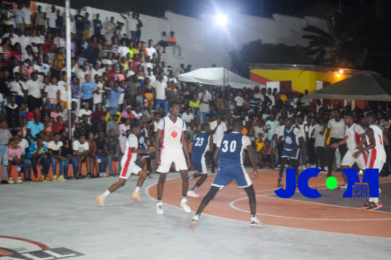 Un pas vers le titre pour le Collège Sacré-cœur