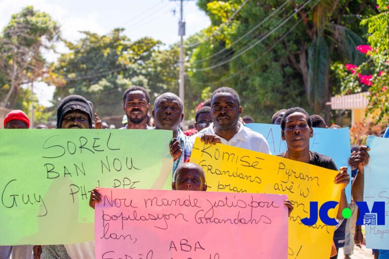 Jérémie : Des manifestants exigent le retour de Guy Phillipe et des sanctions pour le Gravel