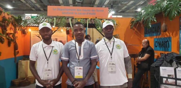 Le REKOKAGA (Rezo Koperativ Kakawo Grandans) à la 28ème édition du Salon de Chocolat de Paris