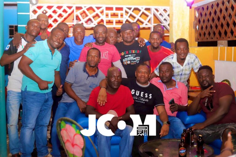 Retrouvailles des Anciens Joueurs de l’All Stars de Sainte-Hélène : Un Moment Inoubliable de Fraternité et de Souvenirs