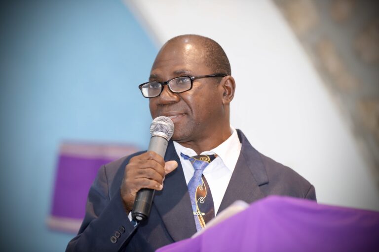 FIERTÉ ET AMERTUME D’UN ENSEIGNANT HAÏTIEN