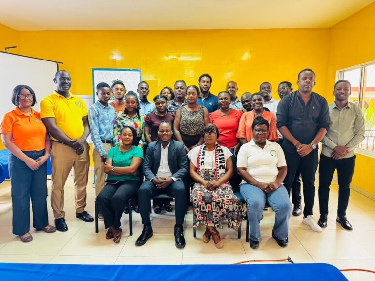 2b00a824-8730-4b9f-8e3c-6dcbfd2b79d3