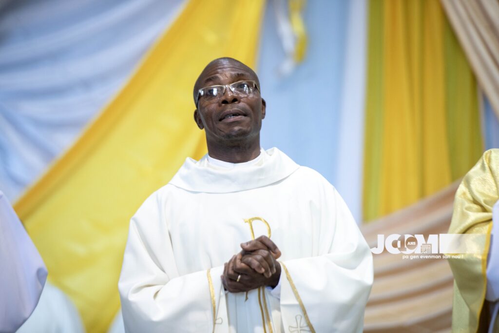 Révérend Père Jean Louiner SAINT-FORT 